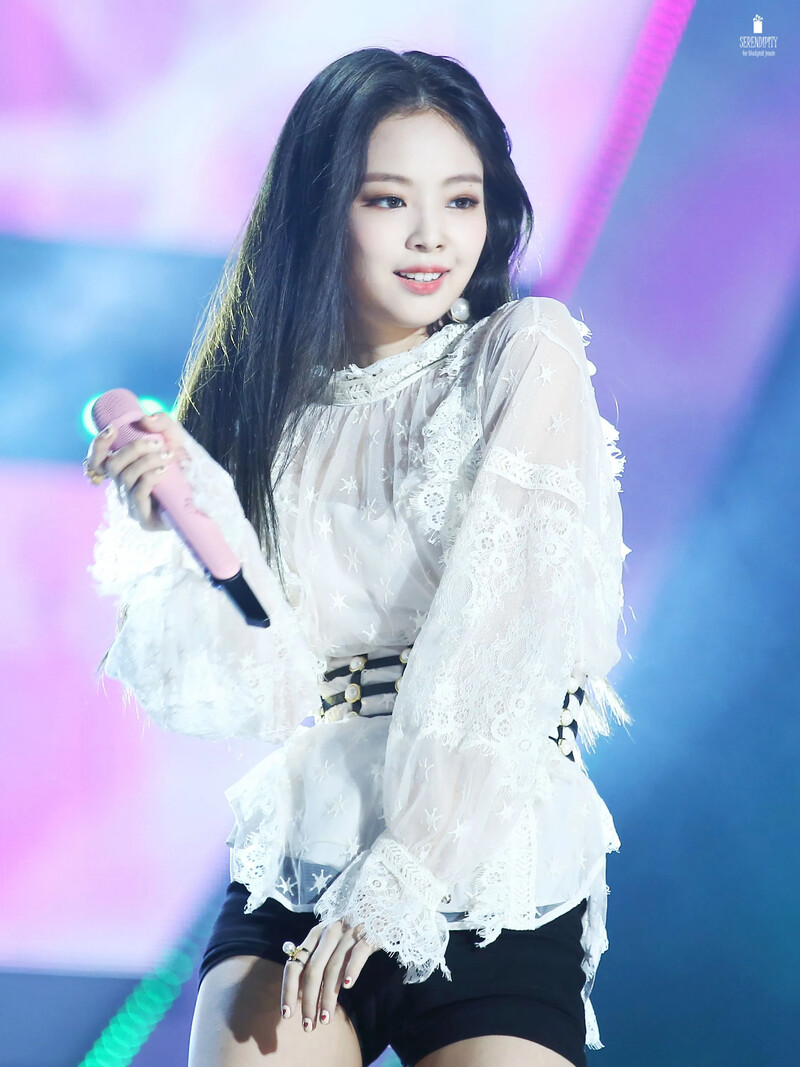 Jennie156.jpg