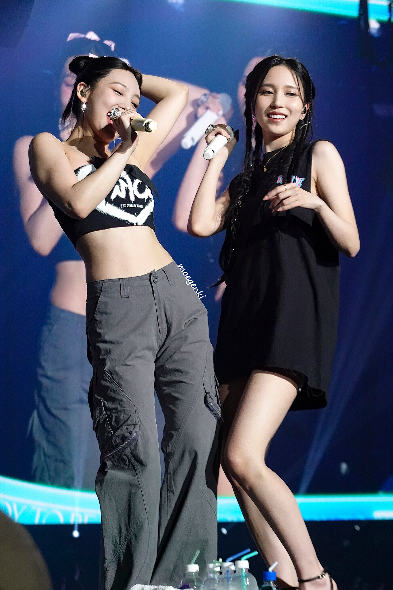 230621 TWICE Nayeon & Mina - 'READY TO BE' World Tour in Dallas