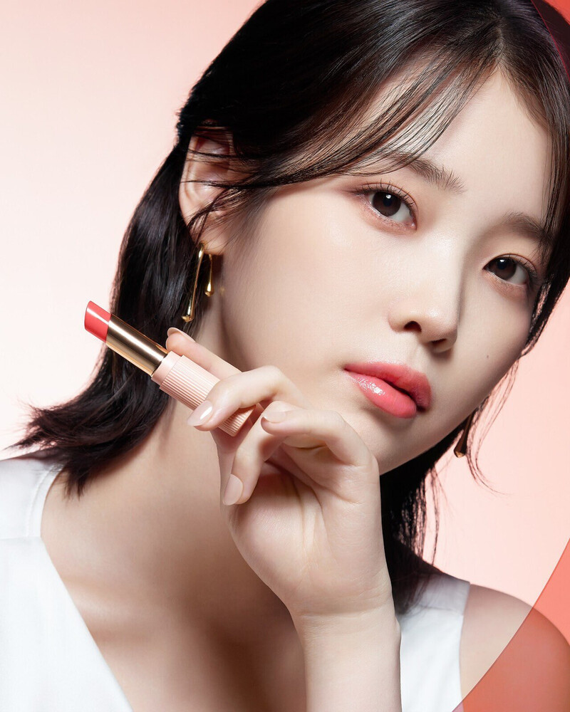 IU for Estée Lauder - Jelly Glow Balm Collection July 2024 documents 2