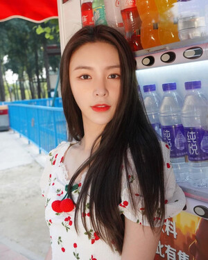 220626 Elkie Instagram Update