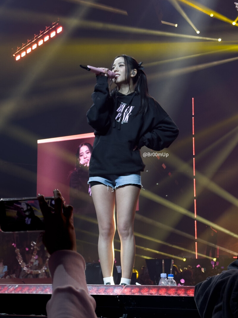 221114 BLACKPINK Jisoo - 'BORN PINK' Concert in Newark Day 1 | kpopping