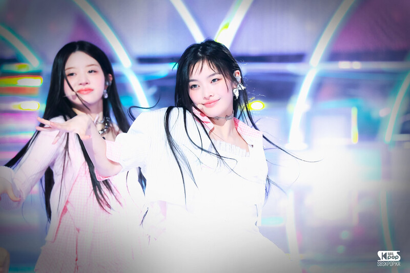 240331 ILLIT Iroha - ‘Magnetic’ at Inkigayo documents 4