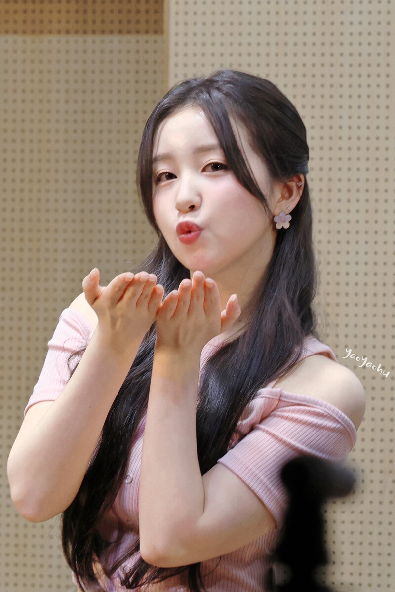 241012 WOOAH SORA at fansign event documents 1