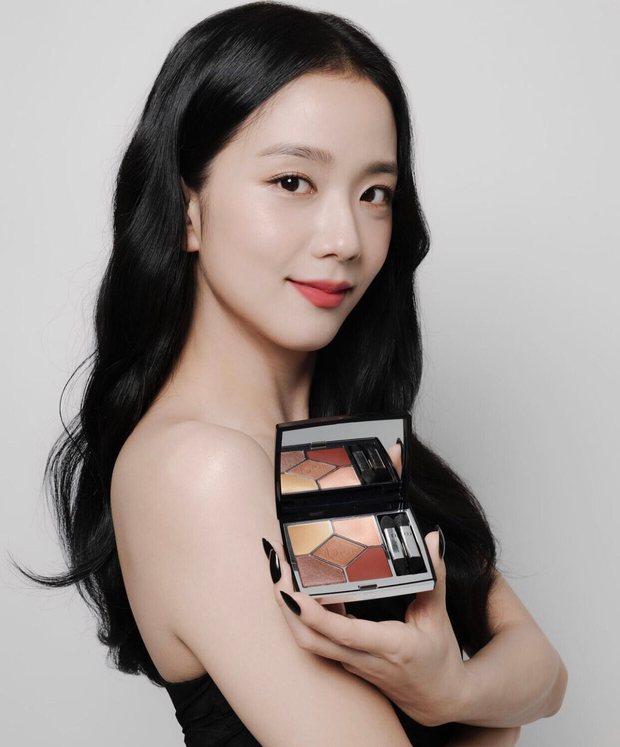 221003 Dior Beauty Instagram Update with JISOO | kpopping