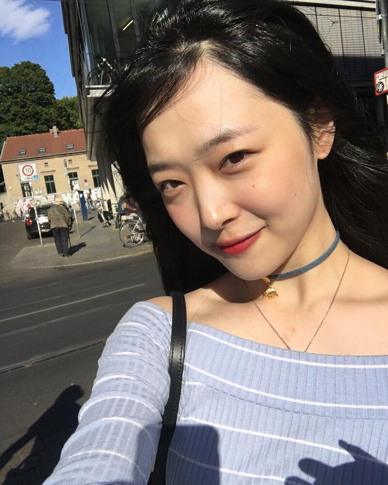 180708 Sulli Instagram update documents 10