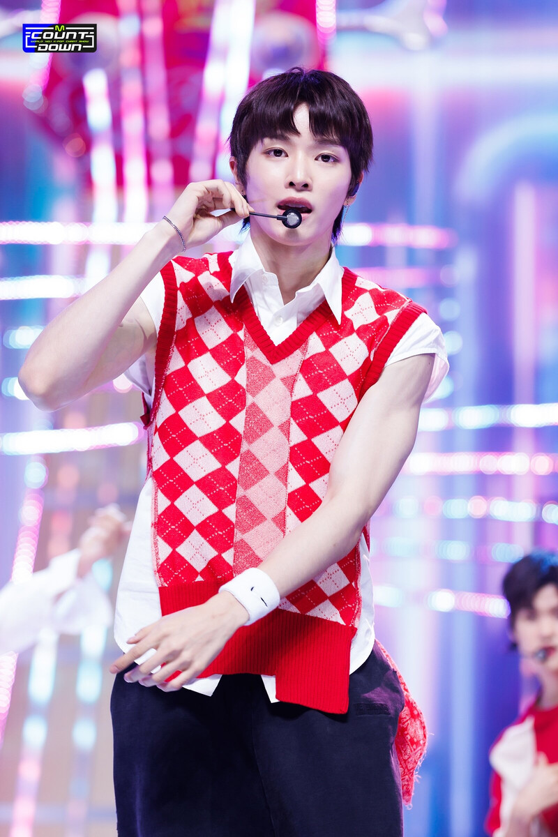 230907 RIIZE Sungchan - Get A Guitar at M Countdown documents 8