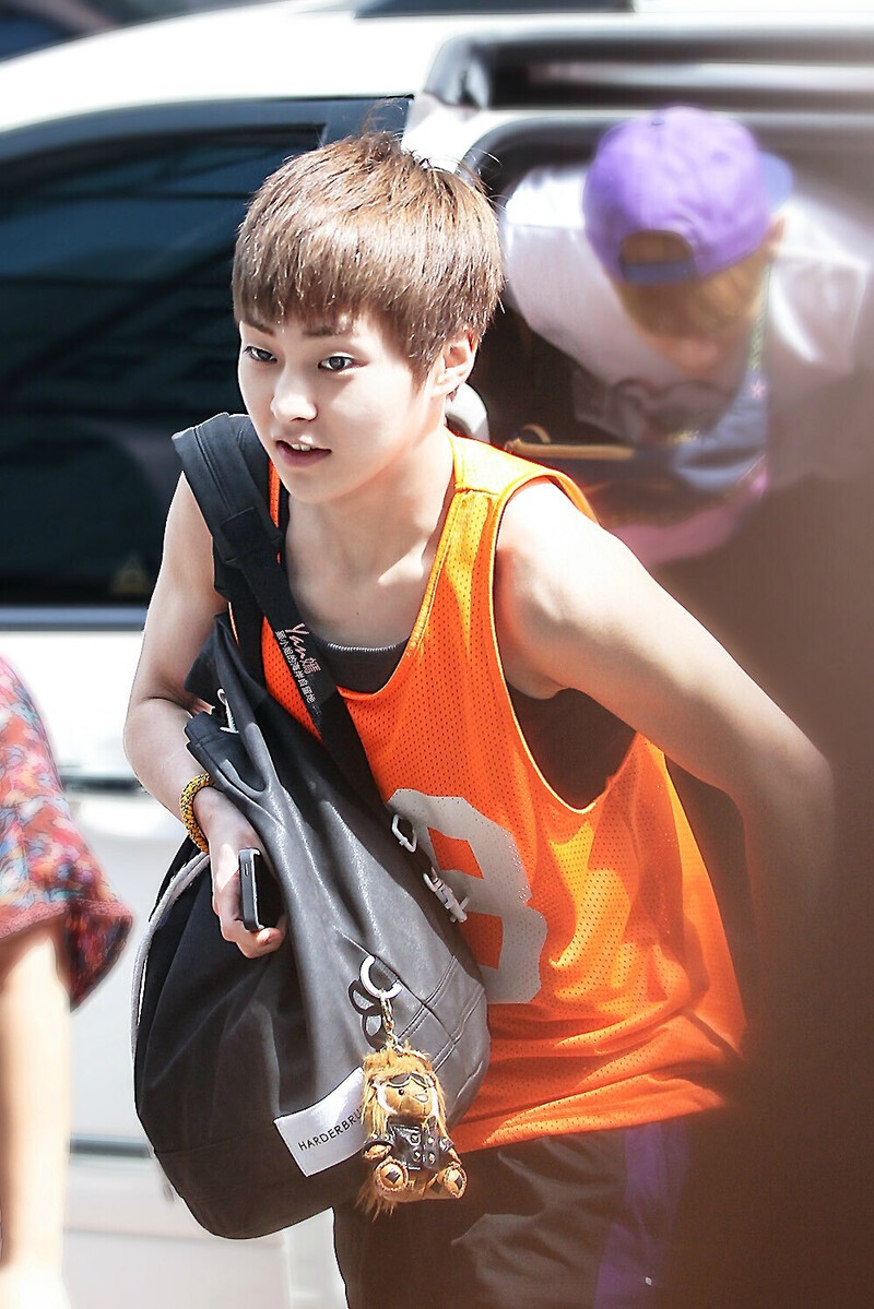 130902 EXO Xiumin documents 2