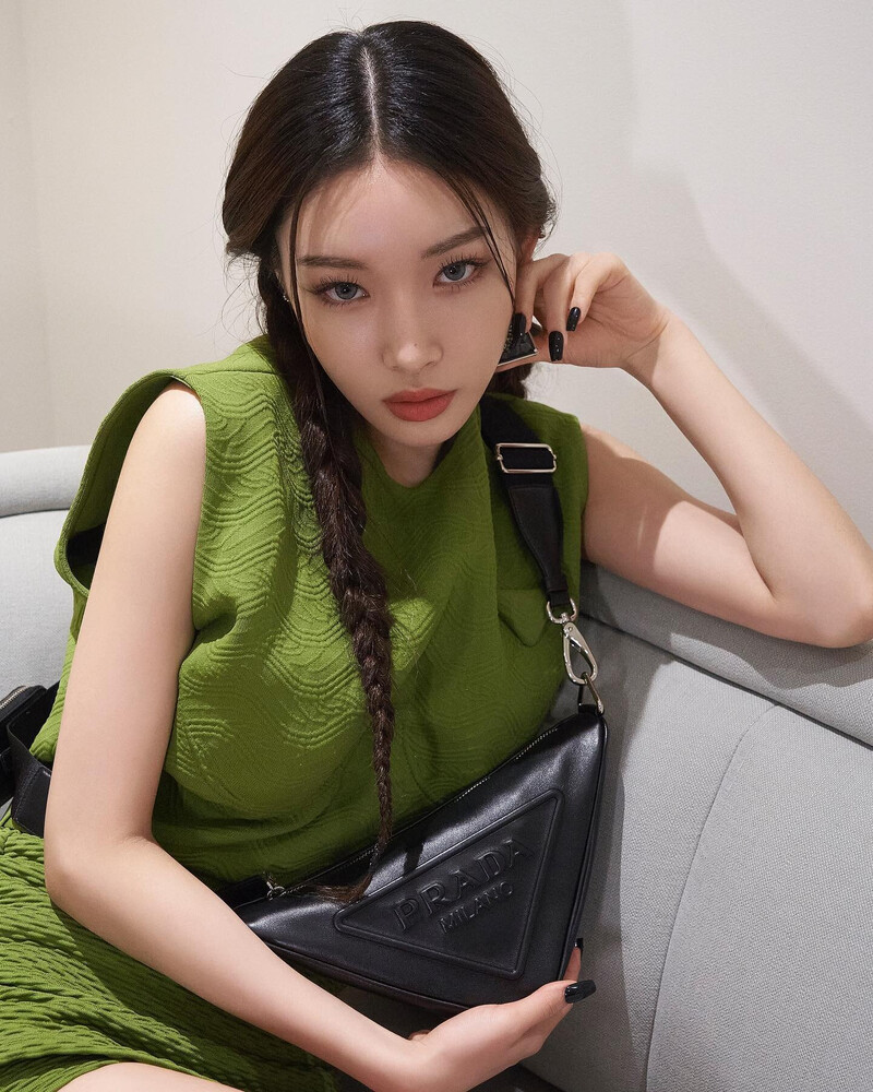 220224 Chungha Instagram Update documents 6