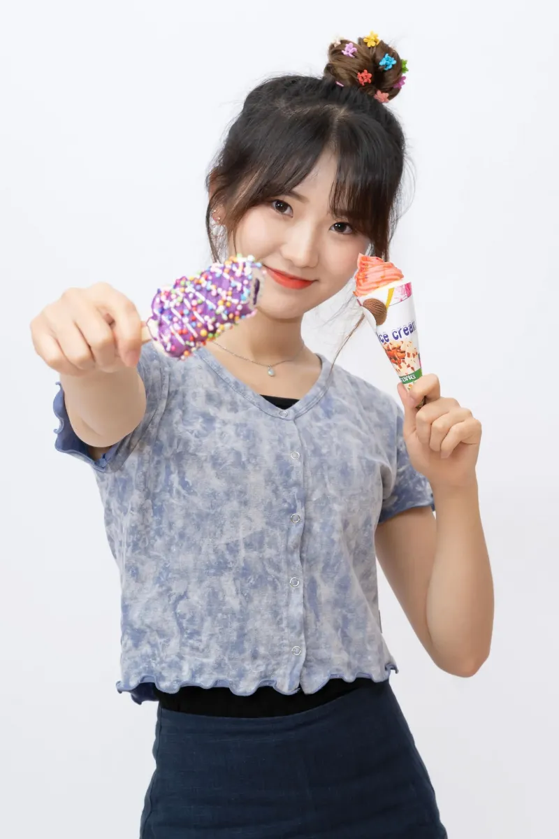 A_Entertainment_Yun_Seon_trainee_profile_picture_1.jpg