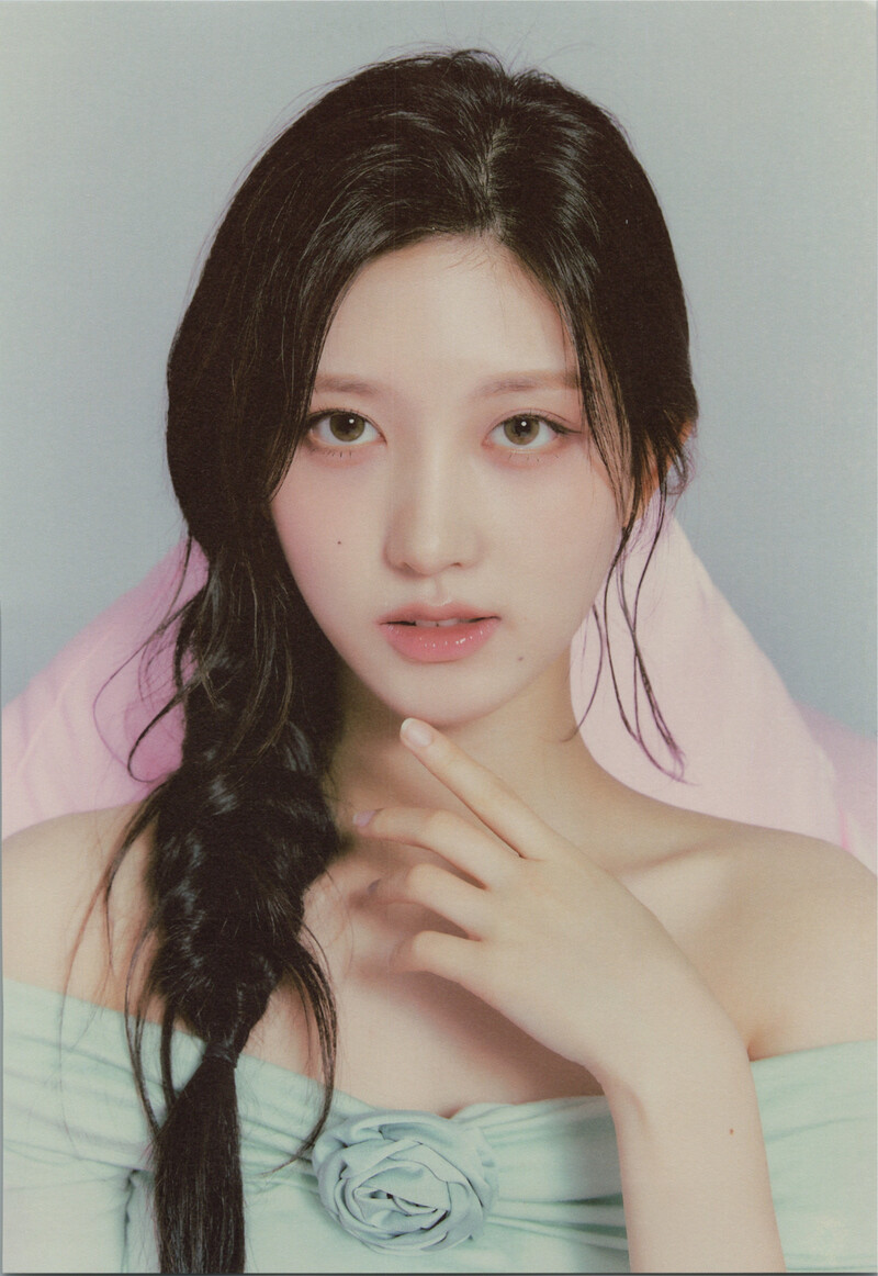 IVE - 2024 Season’s Greetings ‘A Fairy's Wish’ (Scans) documents 5