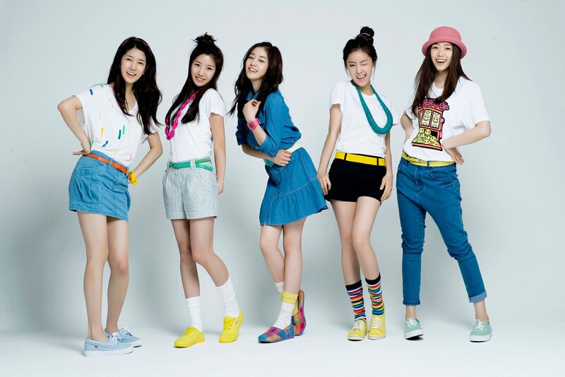 T-ara group introduction photoshoot (2009 predebut) documents 4