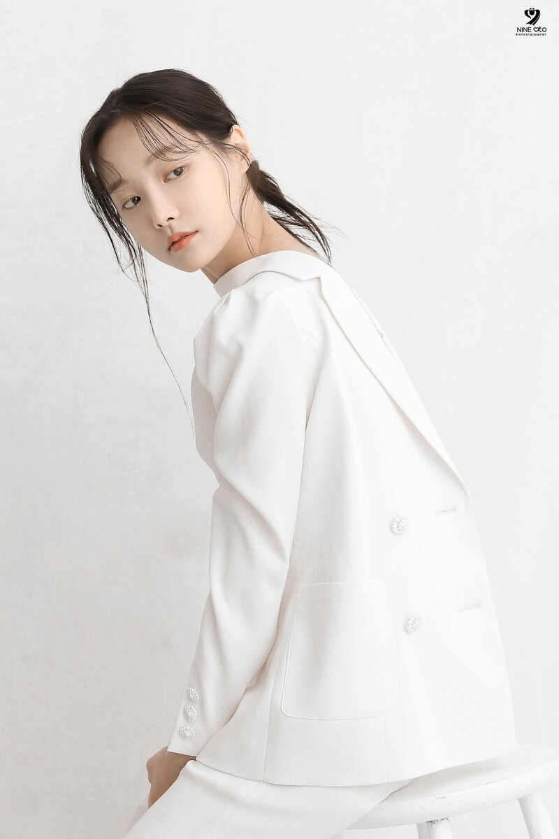220121 9 Ato Naver Post - Yeonwoo 2022 Arena Homme February Issue Behind documents 15