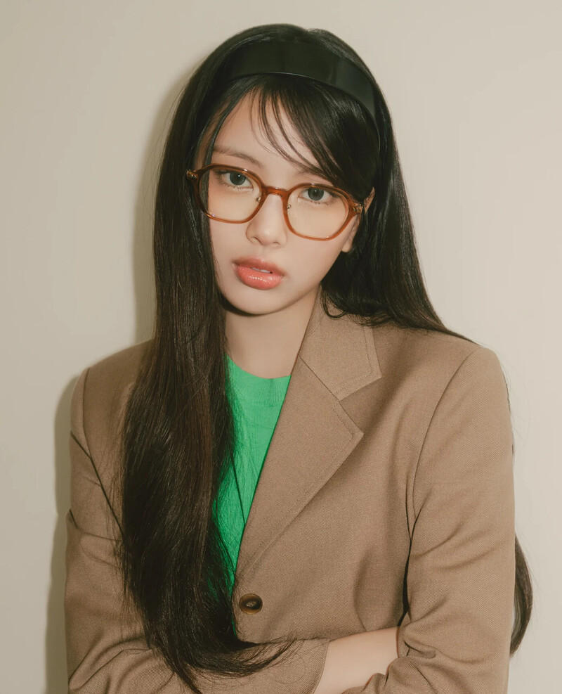 NewJeans for Carin - 24FW Eyeglasses Collection 'Can't Take My Eyes Off You' documents 15