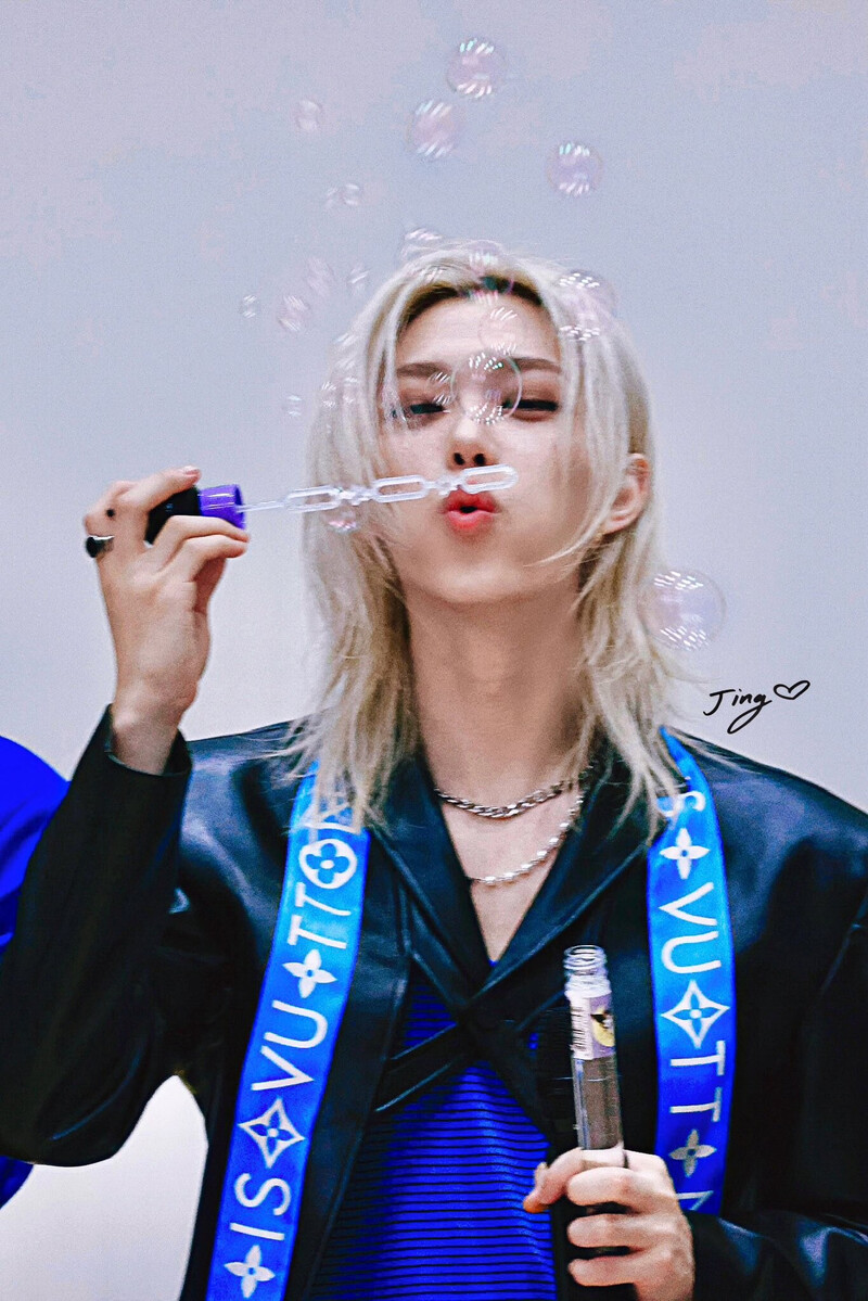 240810 StrayKids Felix - SoundWave Fansign Event documents 5