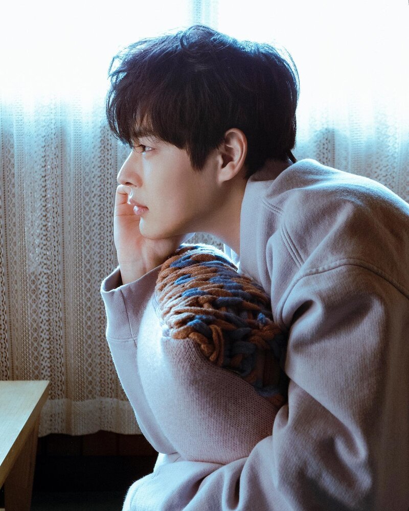 Choi Byungchan 2023 profile photoshoot documents 10