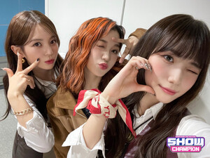 221026 The Show Twitter Update with KEP1ER