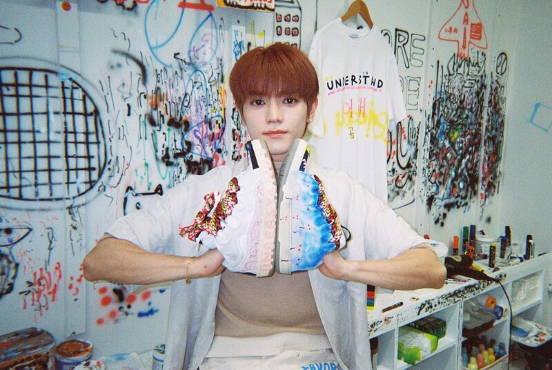 220430 NCT Instagram Update - Taeyong documents 2