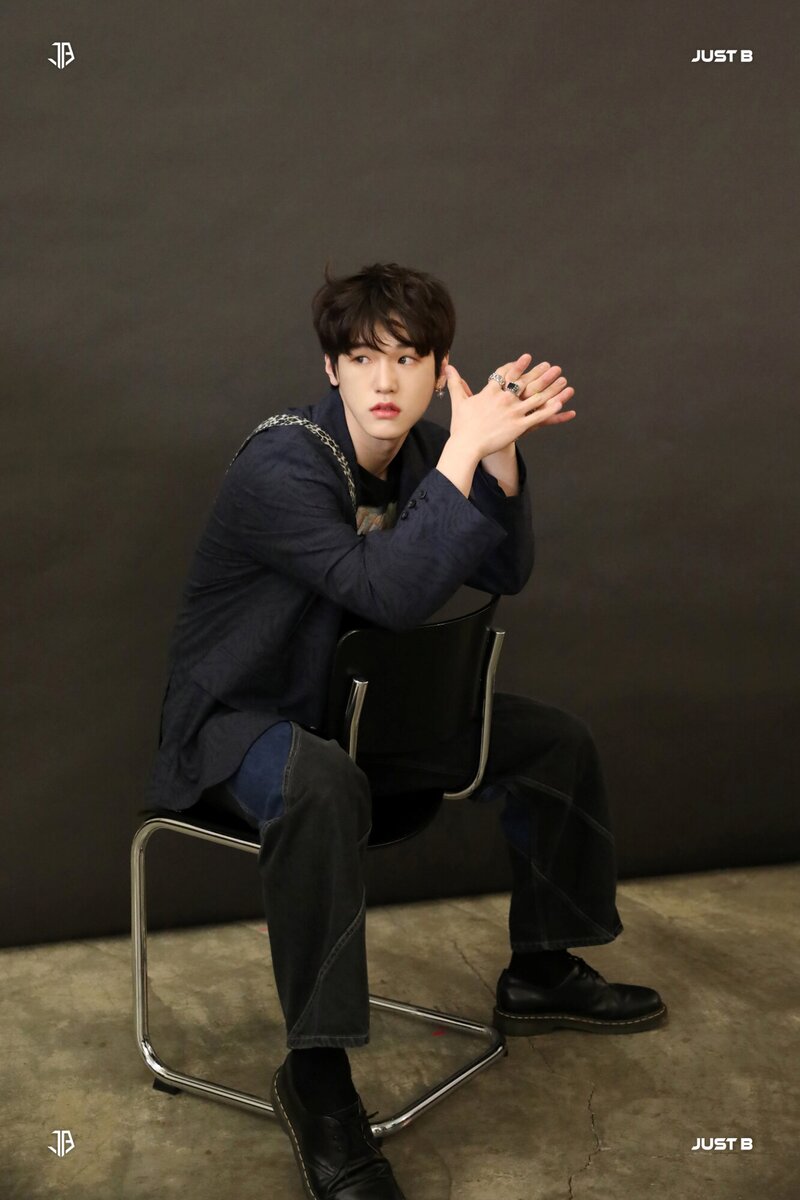 220516 - Naver - Rolling Stone Behind Photoshoot documents 8