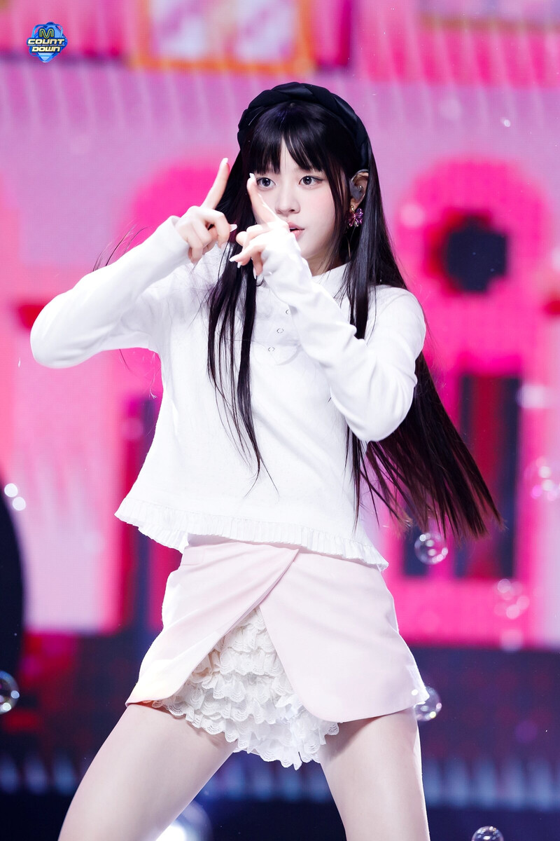 240404 ILLIT Minju - 'Magnetic' at M COUNTDOWN documents 1