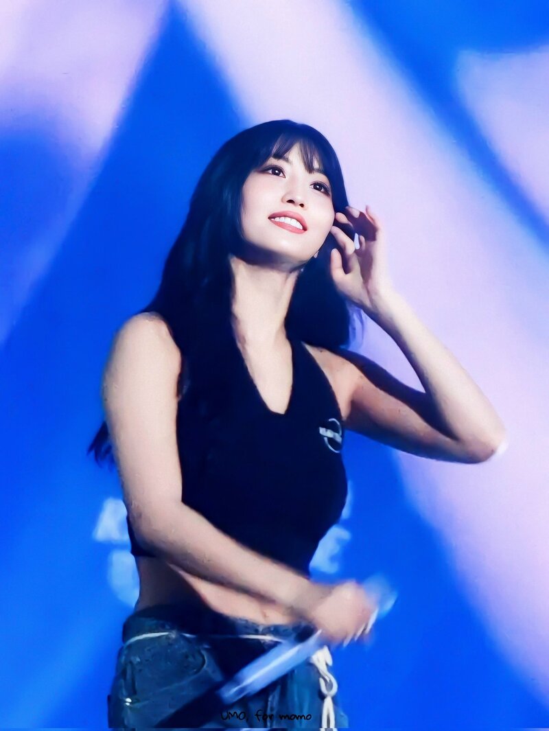 230415 TWICE Momo - ‘READY TO BE’ World Tour in Seoul Day 1 | kpopping
