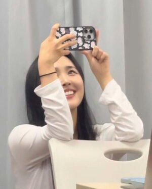 240402 Jungwoo Instagram Update