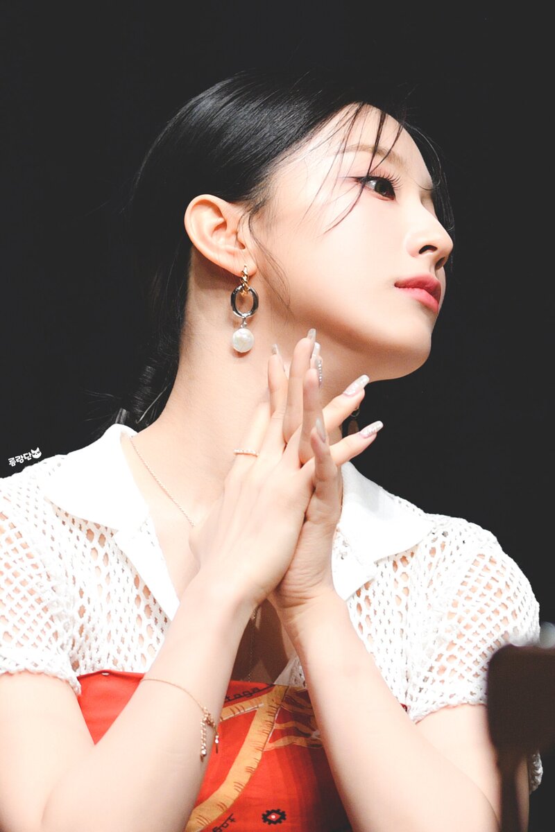 210529 fromis_9 Saerom documents 3