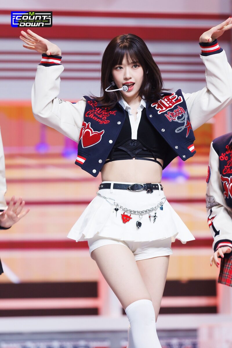 230413 IVE Yujin - 'Kitsch' & 'I AM' at M COUNTDOWN documents 3