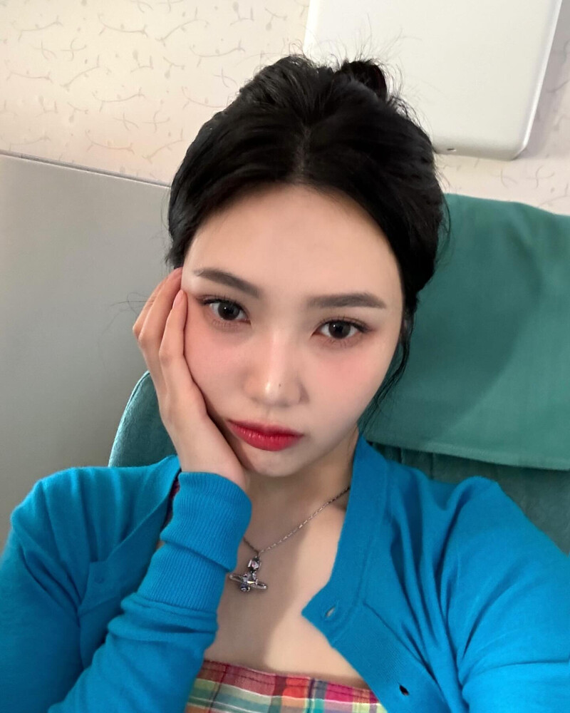 240517 Red Velvet Joy Instagram Update documents 2