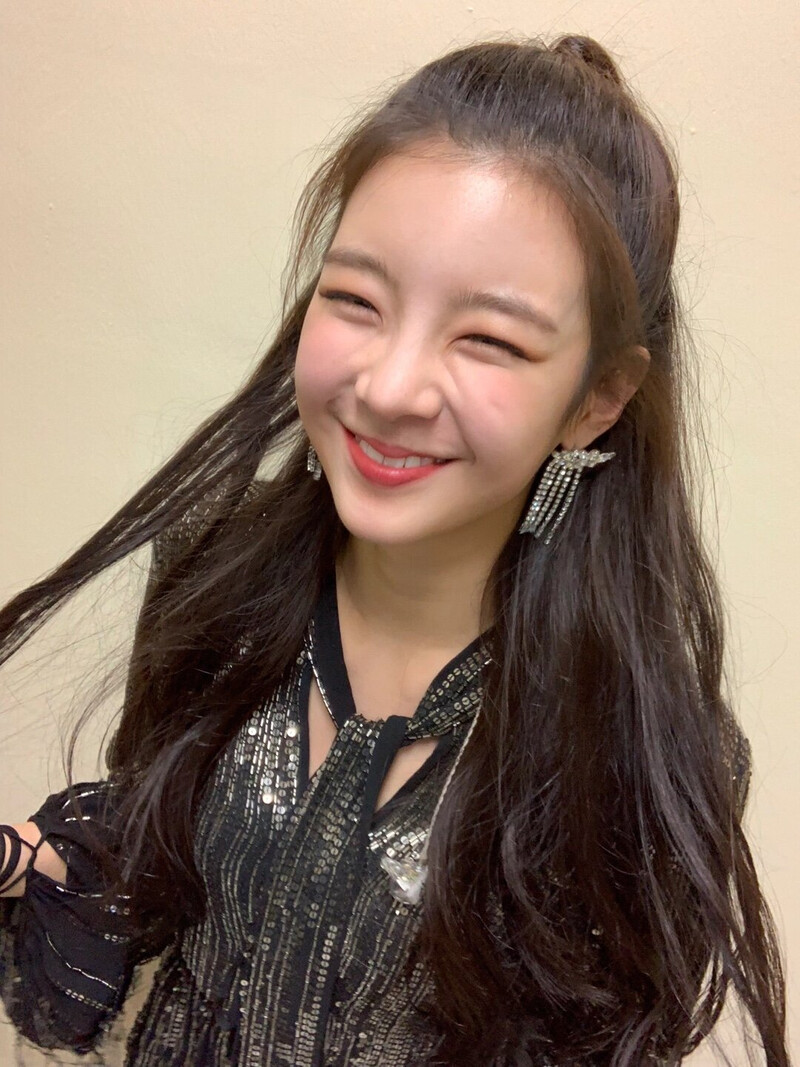 230214 ITZY Twitter Update documents 7