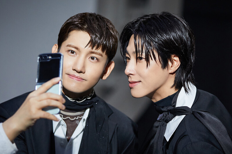 231228 - Naver - TVXQ! 20&2 Behind Photos documents 3