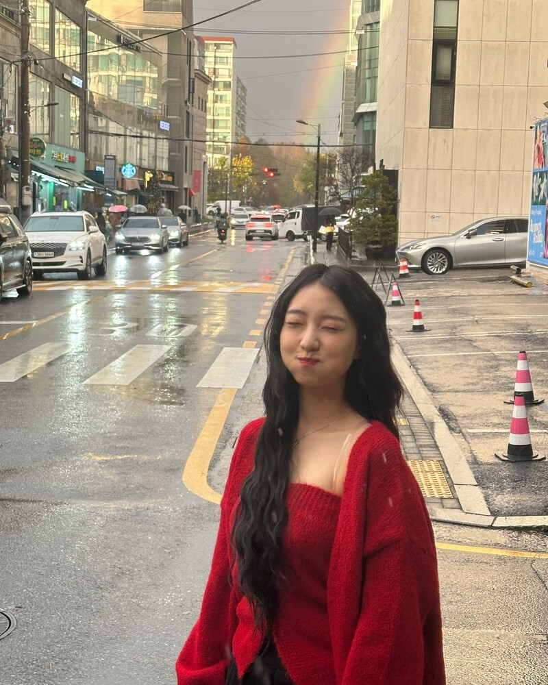 241126 - YeoJin Instagram Update documents 6