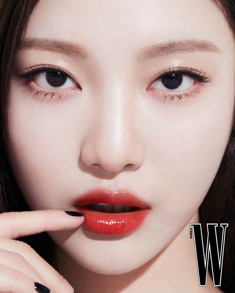 aespa x Yves Saint Laurent Beauty 'Vinyl Cream Tint' for W Korea documents 5