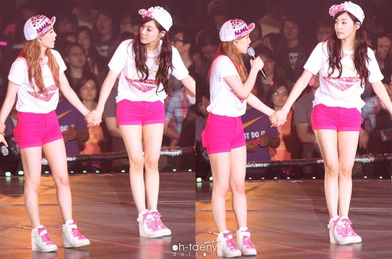 130608-09 Girls’ Generation at Girls & Peace World Tour in Seoul documents 2