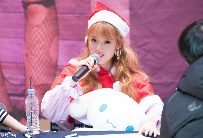 181201 Weki Meki Sei at 'KISS, KICKS' Incheon & Guro Fansigns documents 8