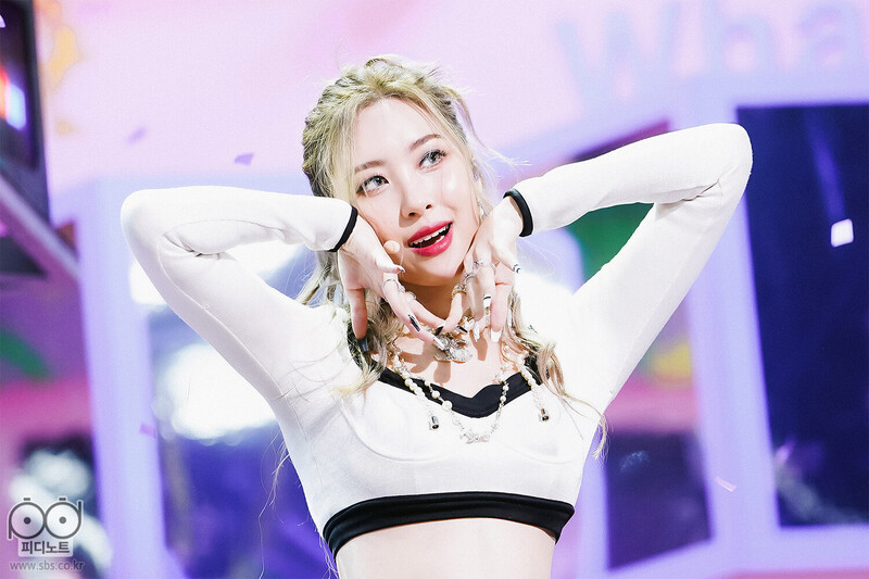 210808 Sunmi - 'You can't sit with us' + 'SUNNY' at Inkigayo documents 22