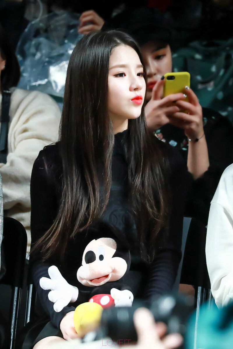 Jeon_HeeJin_com-DrIvFSbUwAAw95Q-20181104.jpg