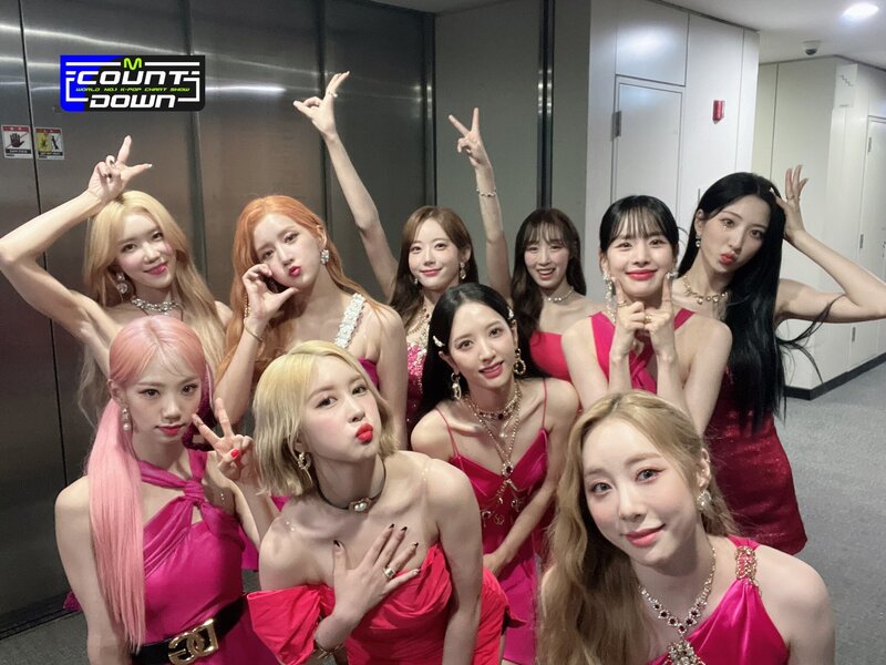 220707 WJSN SNS Update at M Countdown documents 2