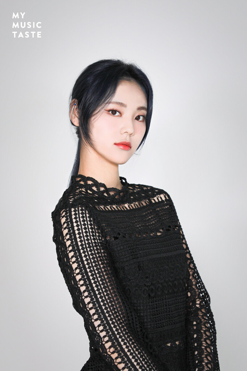 LOONA ON WAVE [&] Promotion Photos by MyMusicTaste documents 4