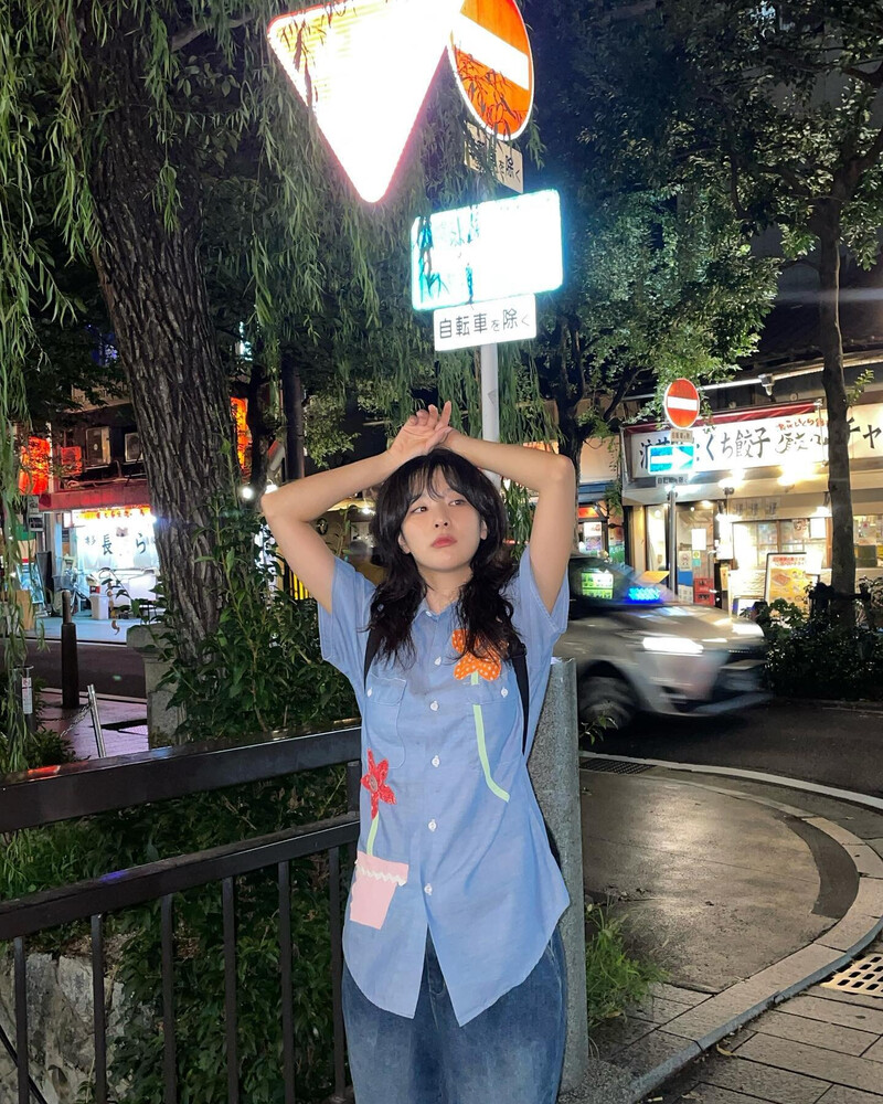 230901 - SEULGI Instagram Update documents 12