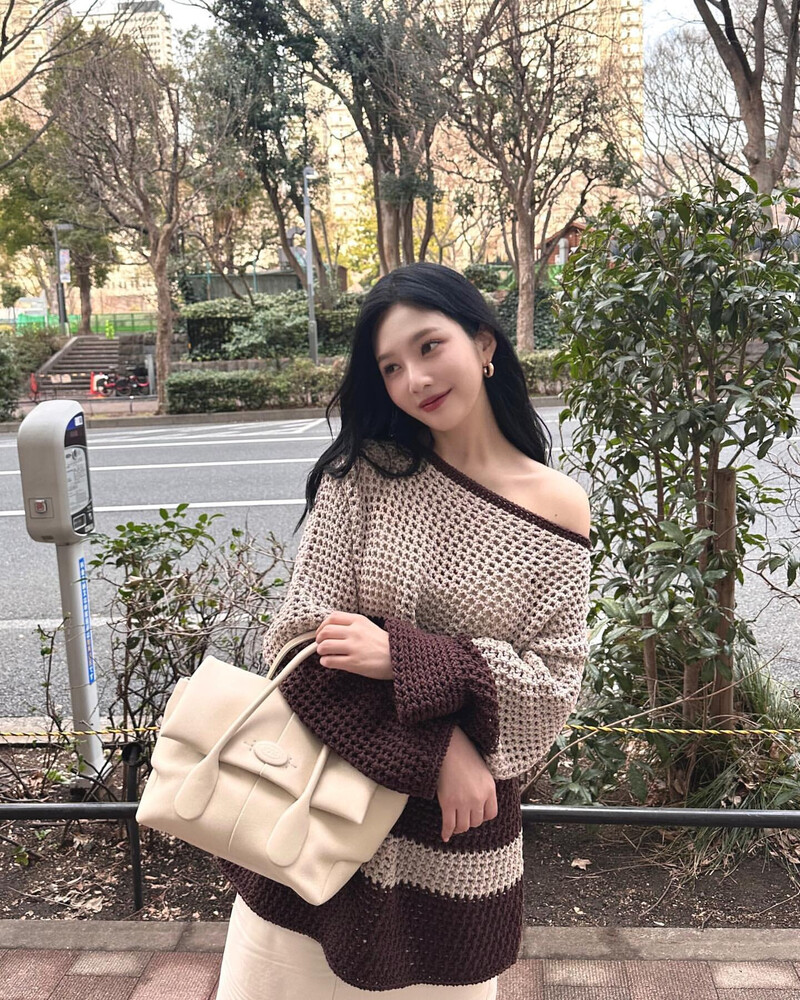 240222 Red Velvet Joy Instagram Update documents 2