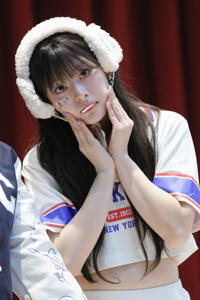 240706 STAYC Seeun - MAKESTAR Fansign Event documents 5