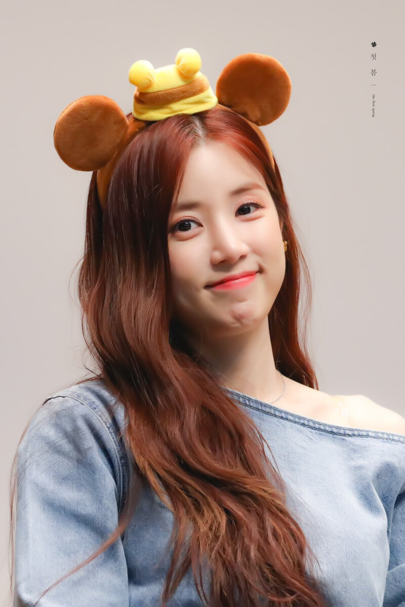 220219 Apink CHORONG at fansign event documents 3