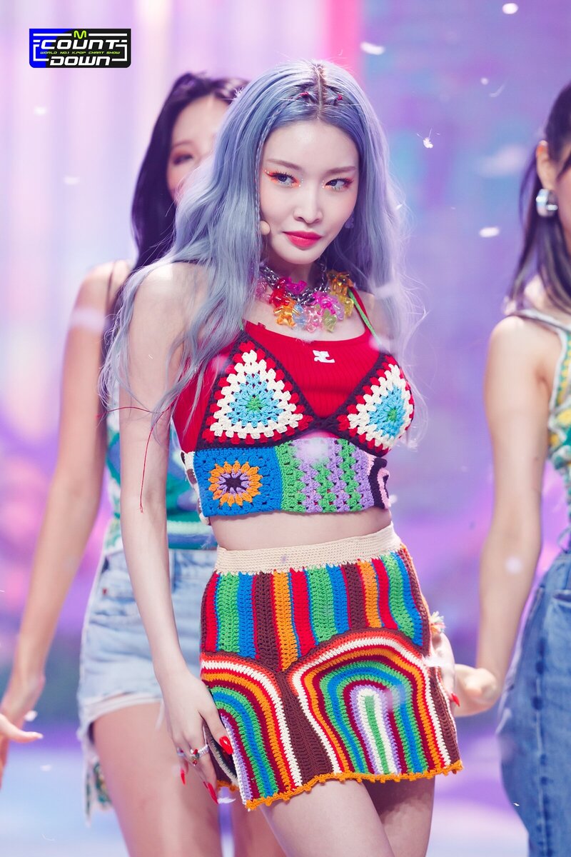220714 Chungha - 'Sparkling' at M Countdown documents 19