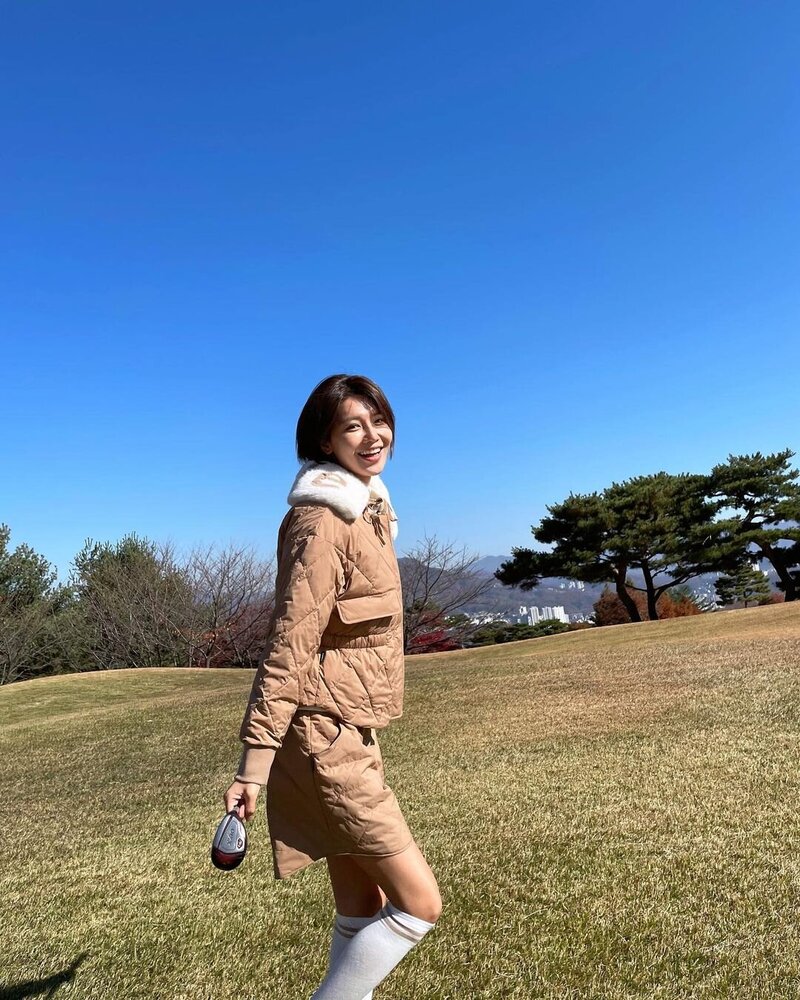 221120 SNSD Sooyoung Instagram Update documents 4