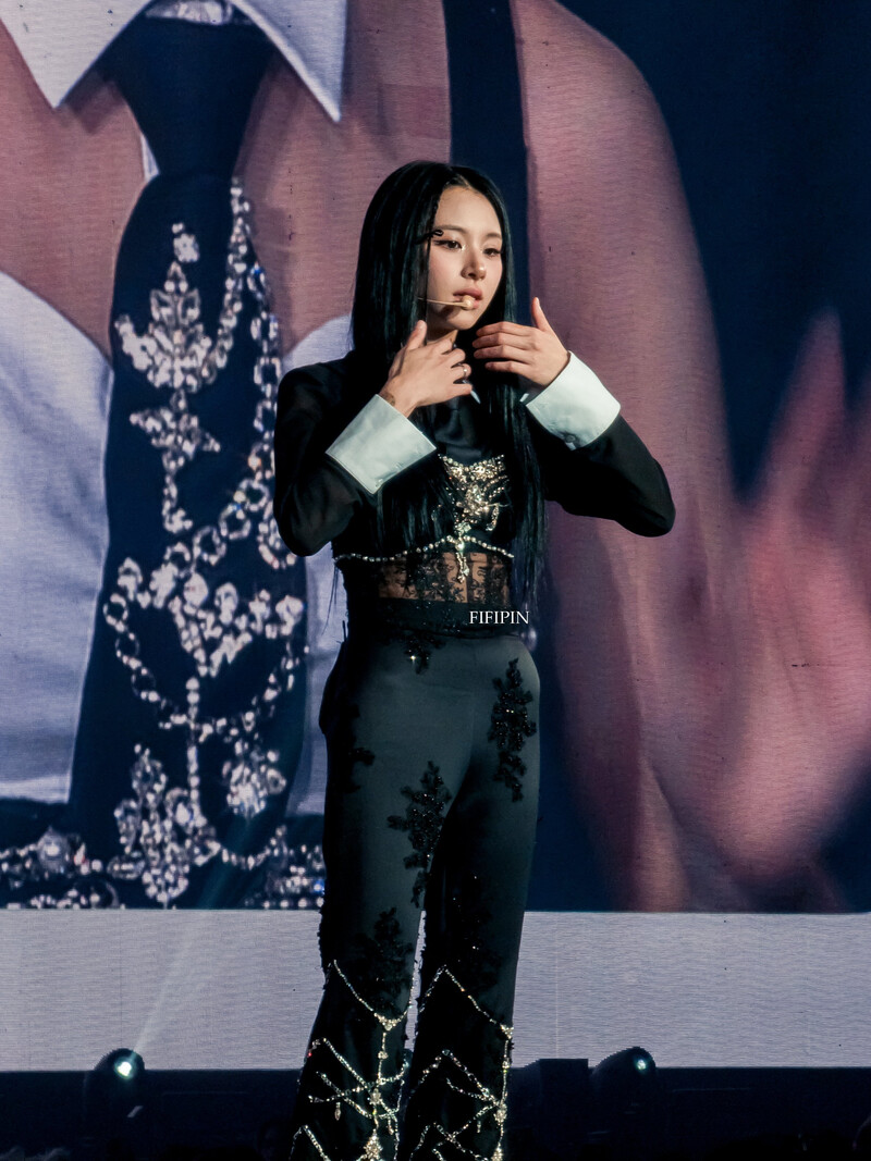 230923 TWICE Chaeyoung - ‘READY TO BE’ World Tour in Bangkok Day 1 documents 1