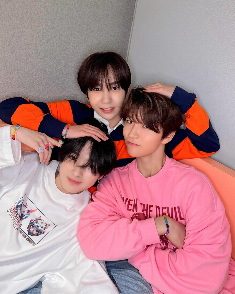 240502 NCT Wish Instagram update | Jaehee, Ryo, Sakuya documents 2