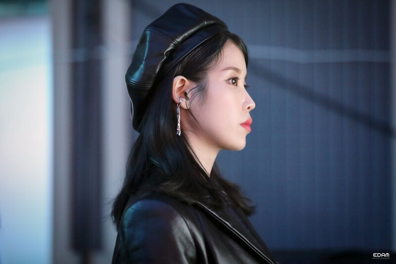 211210 Edam Naver Post - IU 2021 MMA documents 13