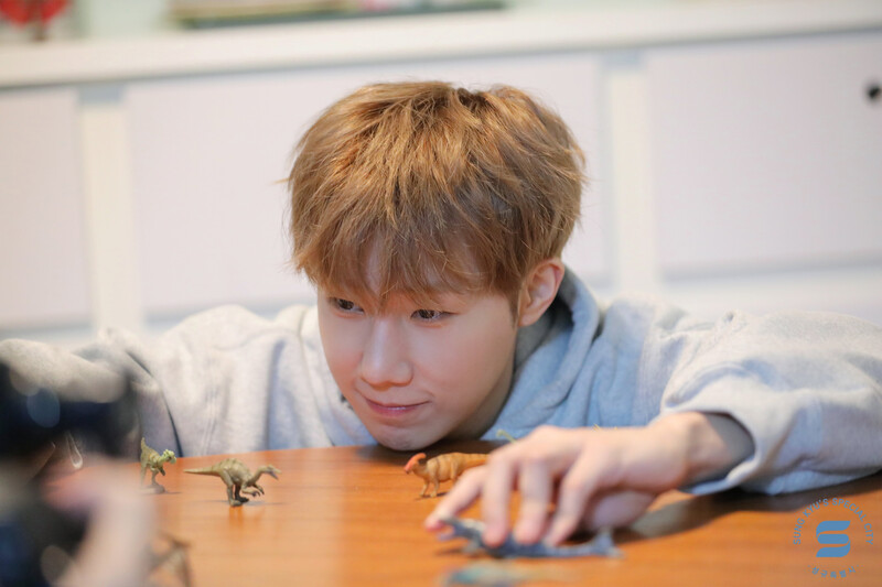 240125 - Sungkyu Official Fan Club Behind Photos documents 8