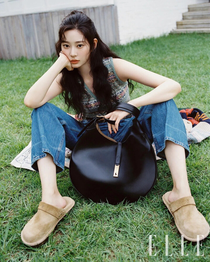 KIM MINJU for ELLE Korea x POLO RALPH LAUREN September Issue 2022 documents 1