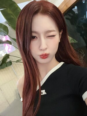 240308 - (G)I-DLE Twitter Update with MIYEON